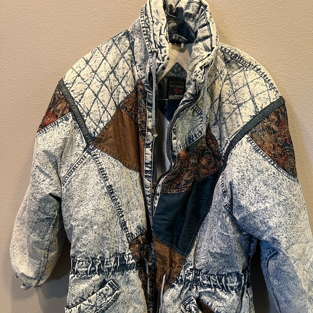 VIntage 1980s Weathered Blues Women’s Denim Jacket Coat SIze 14 Multicolored